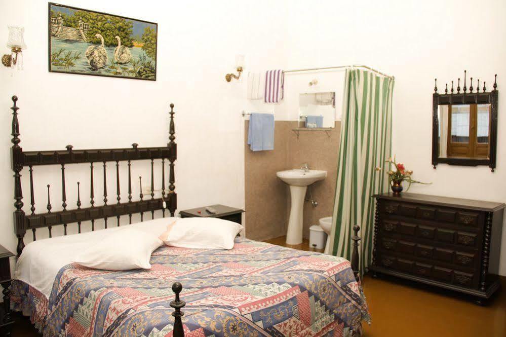 Monte Sinai Guest House Porto Luaran gambar