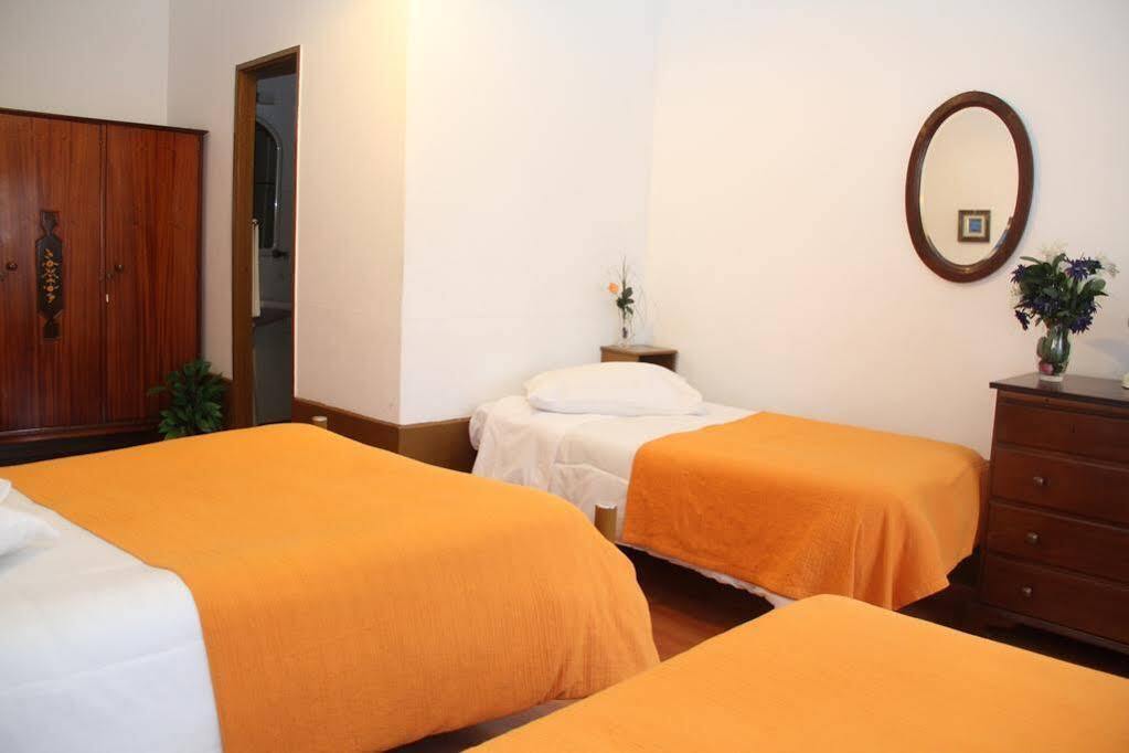 Monte Sinai Guest House Porto Luaran gambar